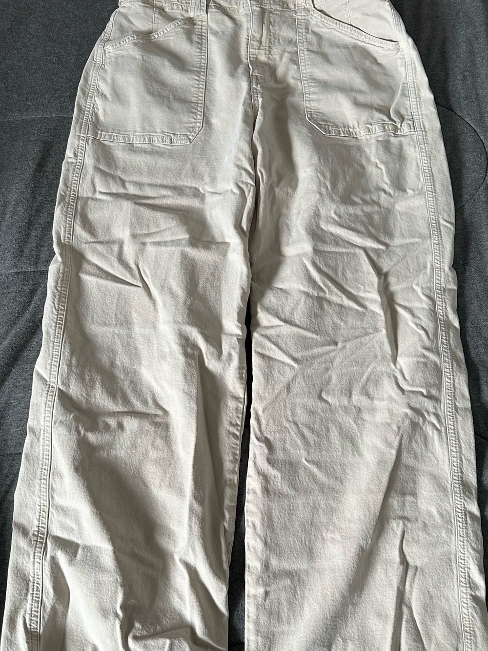 American Eagle Outfitters Straight-Leg Jeans in Off-White